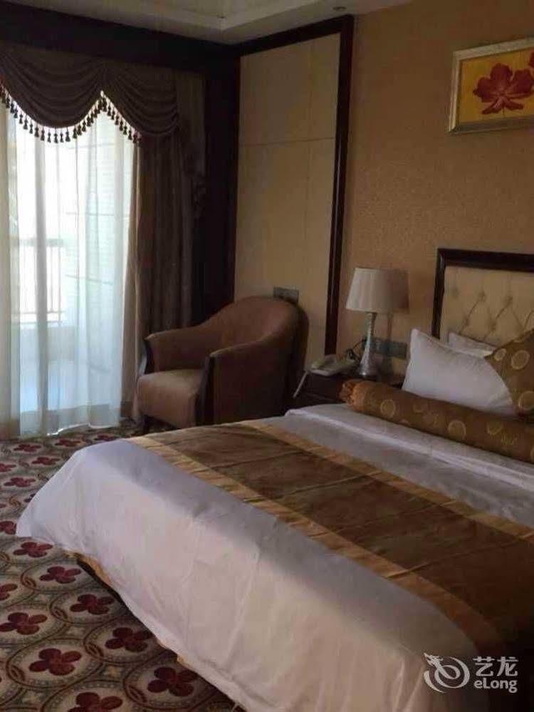 Taishan Bojue Hotel Jiangmen Exterior photo