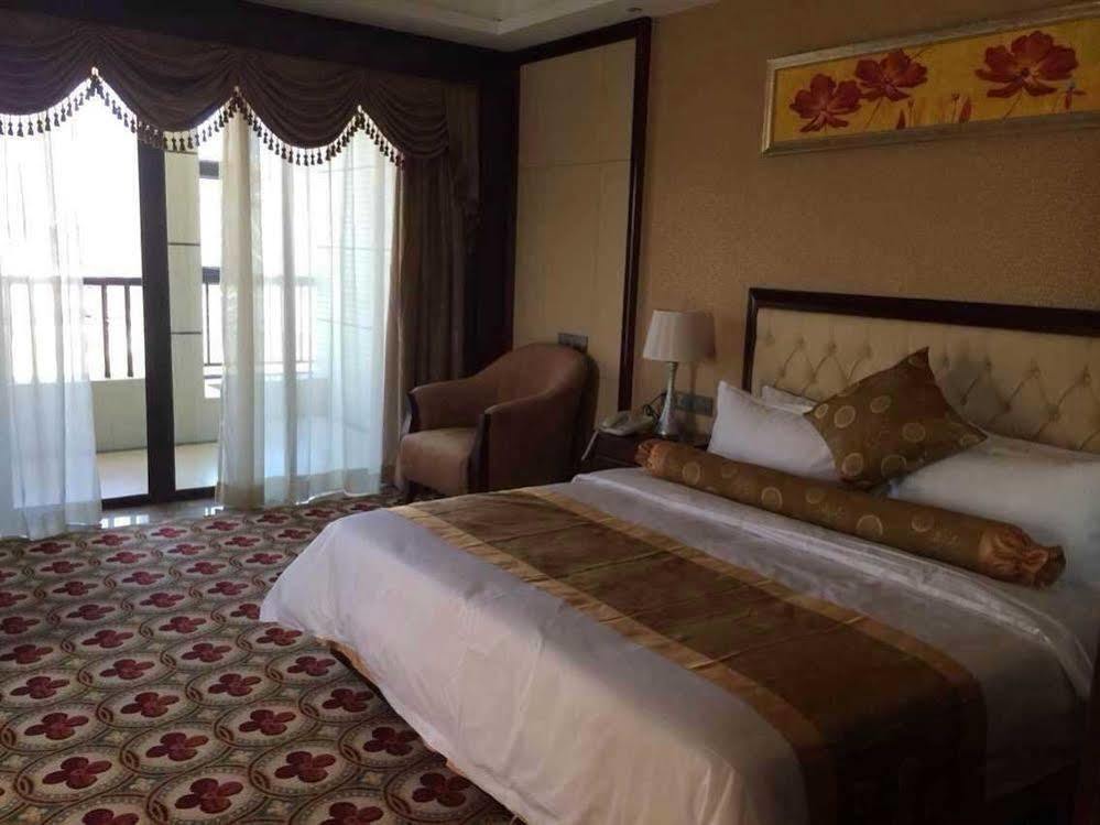 Taishan Bojue Hotel Jiangmen Exterior photo